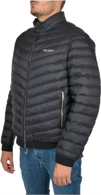 Emporio Armani Zwarte gewatteerde jas met hoge kraag en logo Zwart Heren