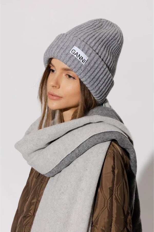 Ganni Beanie met logo Grijs Dames