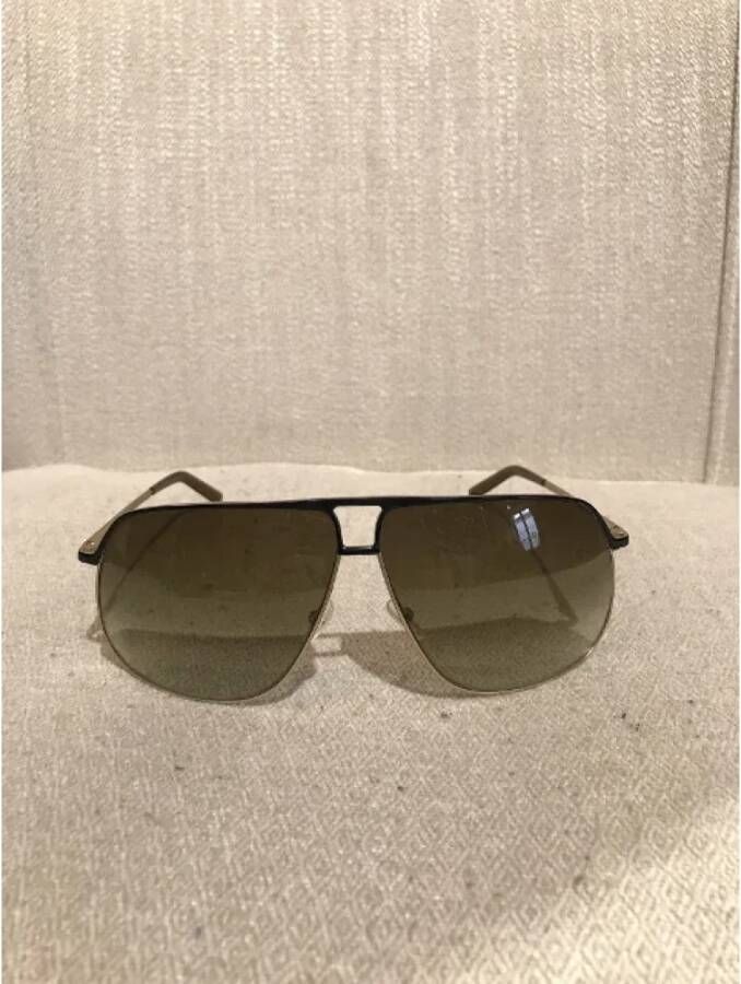 Gucci Vintage Pre-owned Metal sunglasses Zwart Dames