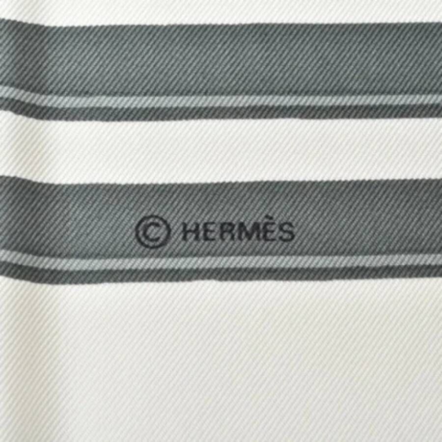 Hermès Vintage Tweedehands blauwe zijden Hermès sjaal Blue Dames