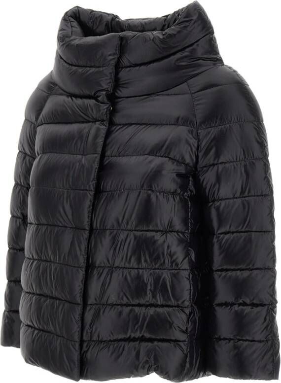 Herno Zwarte Donsjas Stijlvol en Comfortabel Winterkleding Zwart Dames