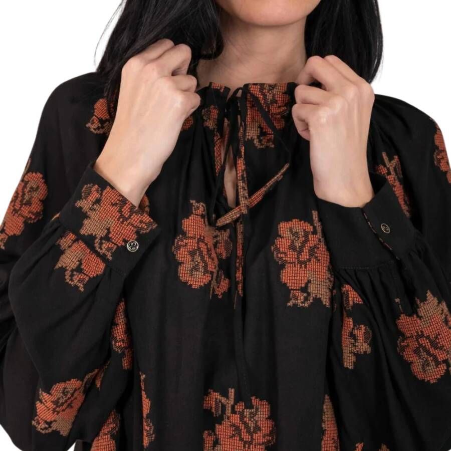 Kocca Blouses Zwart Dames