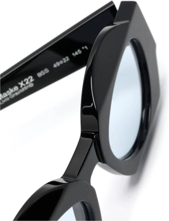 Kuboraum Zwarte zonnebril voor dagelijks gebruik Black Dames