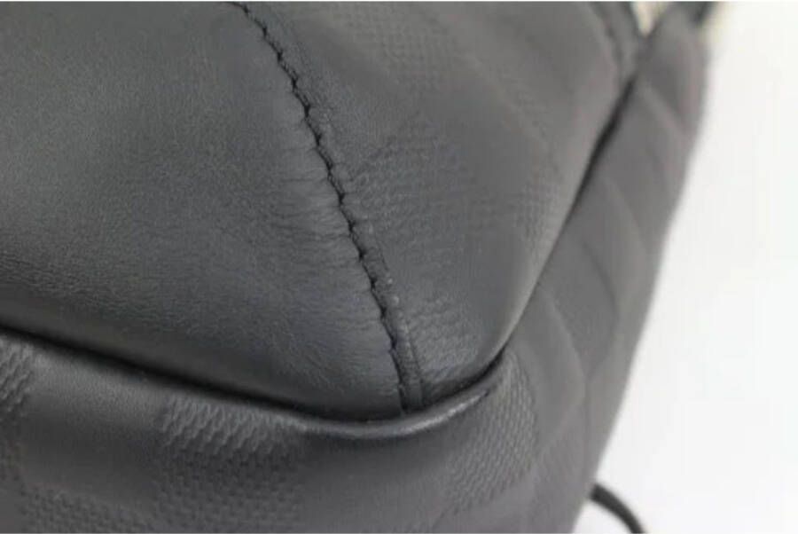 Louis Vuitton Vintage Tweedehands schoudertas Zwart Dames