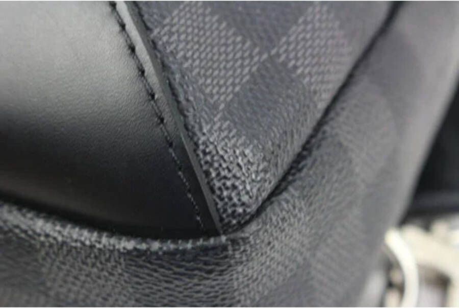 Louis Vuitton Vintage Tweedehands schoudertas Grijs Dames
