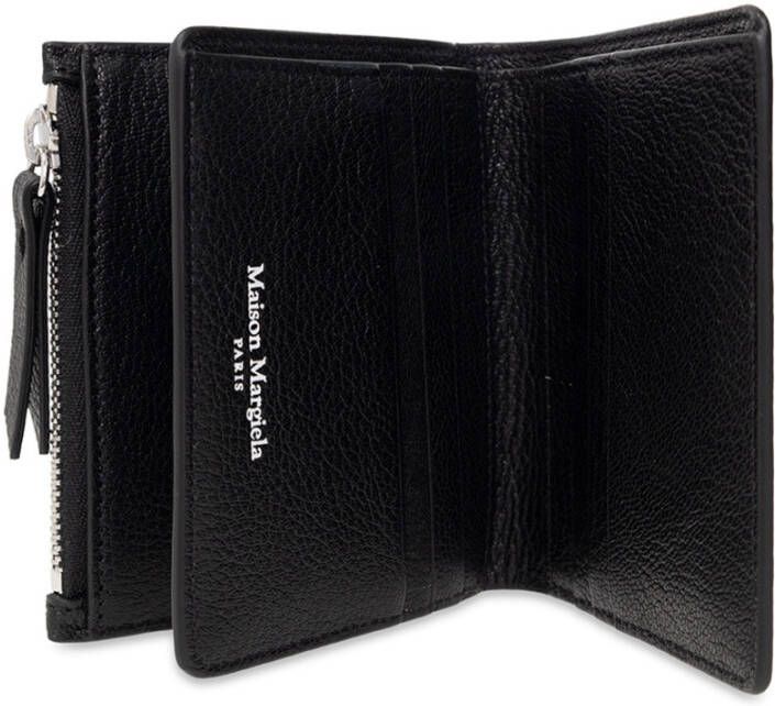 Maison Margiela Zwarte Bi-Fold Portemonnee met Muntvakje en Kaartsleuven Zwart Heren