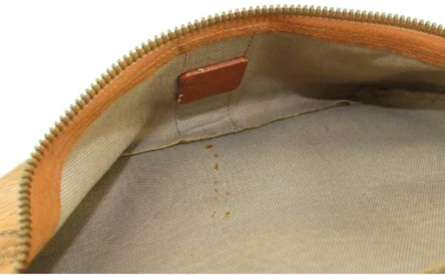MCM Pre-owned Canvas crossbody-bags Bruin Dames