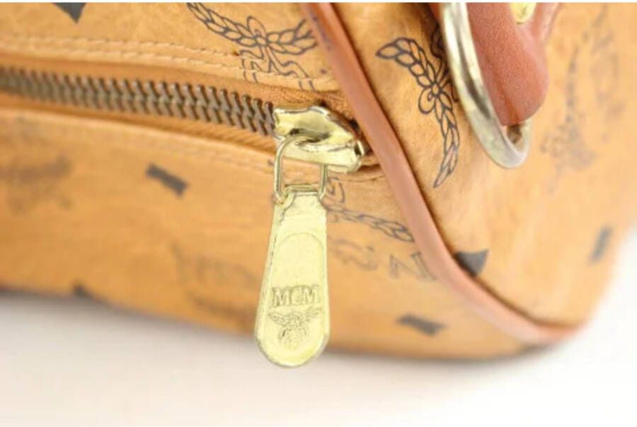 MCM Pre-owned Pre-eigendom canvas reiszakjes Geel Dames