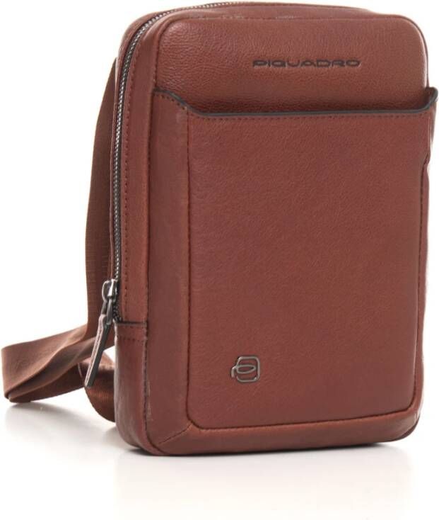 Piquadro Leather shoulder bag Bruin Heren