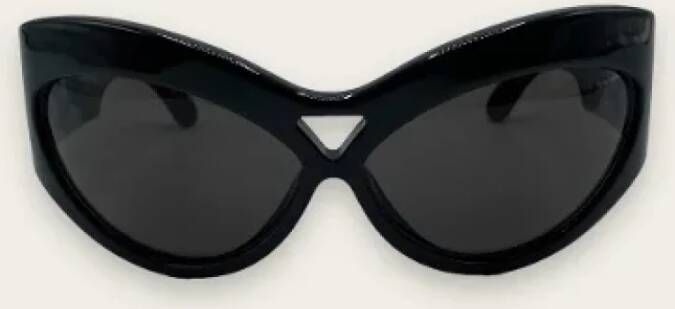 Saint Laurent Vintage Pre-owned Plastic sunglasses Black Dames