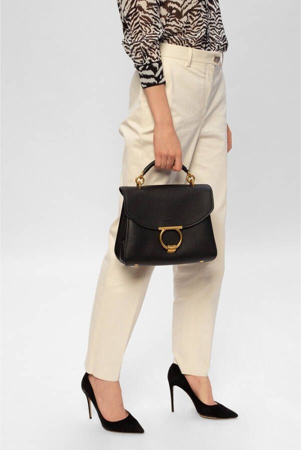 Salvatore Ferragamo Margot -schoudertas Zwart Dames
