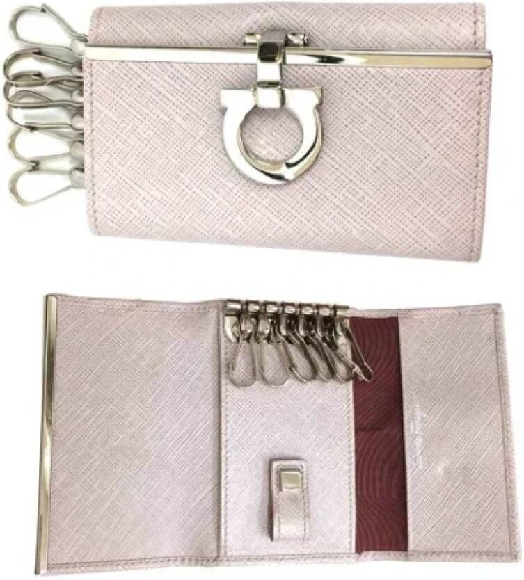 Salvatore Ferragamo Pre-owned Leather key-holders Roze Dames