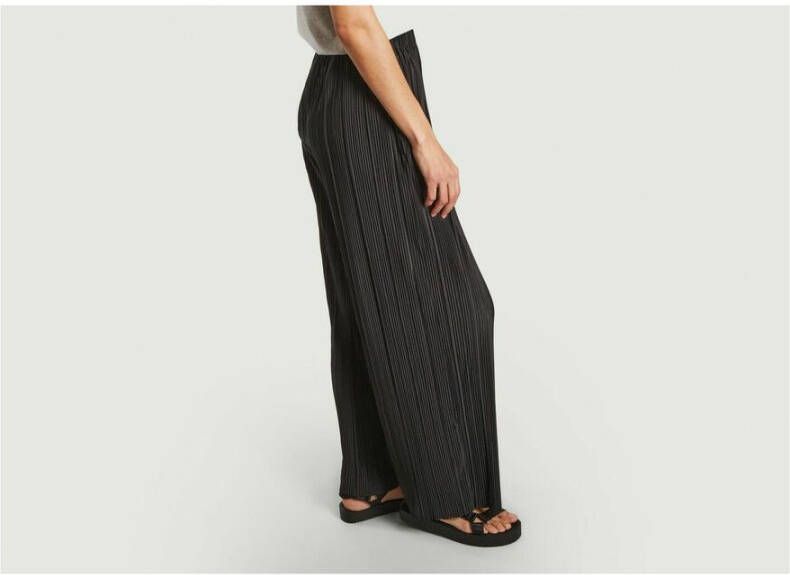 Samsøe Zwarte Plooibroek Ruime Pasvorm Elastische Taille Zwart Dames