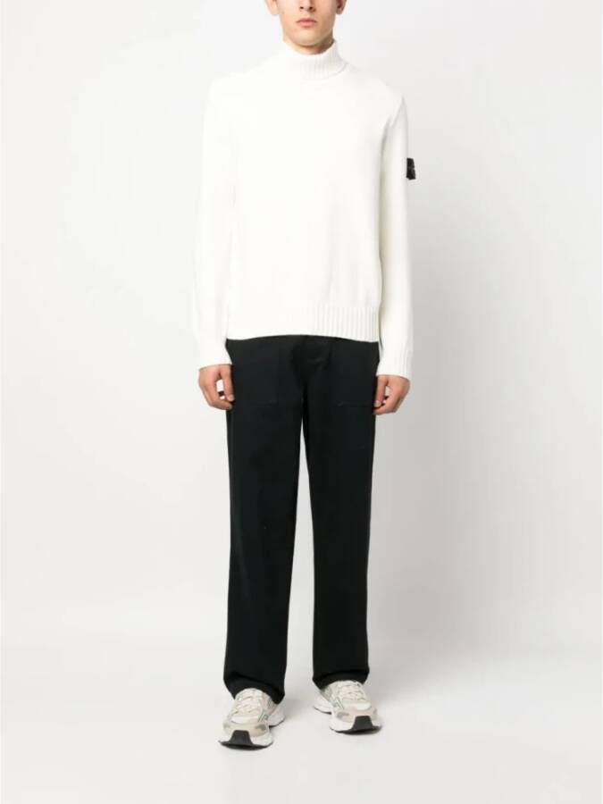 Stone Island Witte Sweaters met Losse Pasvorm en Volledig Geribbelde Kraag Wit Heren