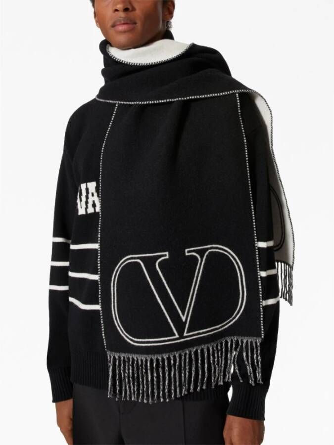 Valentino Garavani Luxe Winter Sjaal met Logo Motief en Franjes Zwart Heren