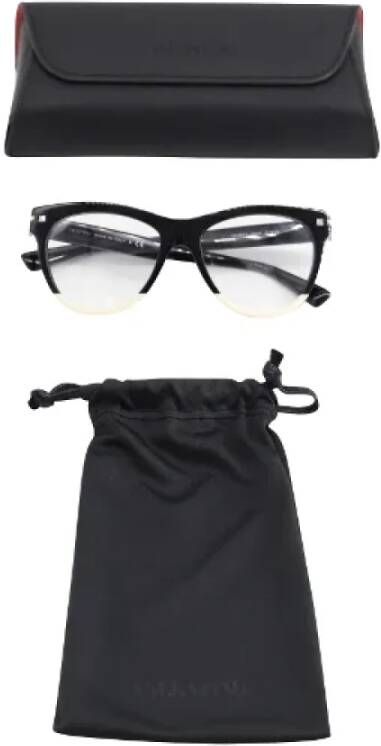 Valentino Vintage Pre-owned Plastic sunglasses Black Unisex