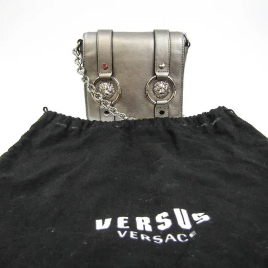 Versace Pre-owned Metallic Leren Schoudertas Gray Dames