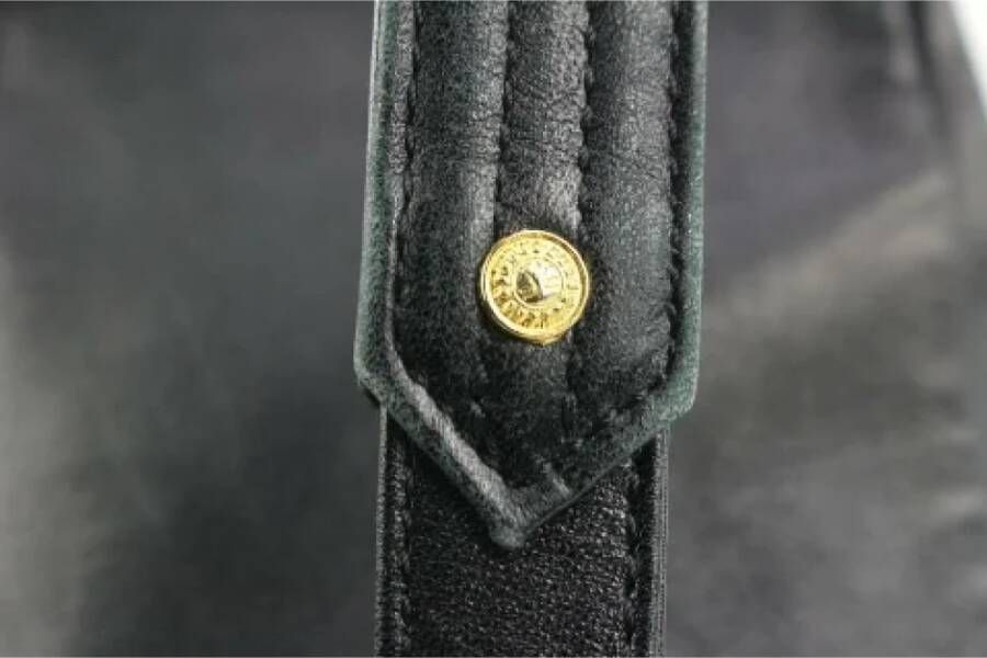 Versace Pre-owned Leather shoulder-bags Zwart Dames