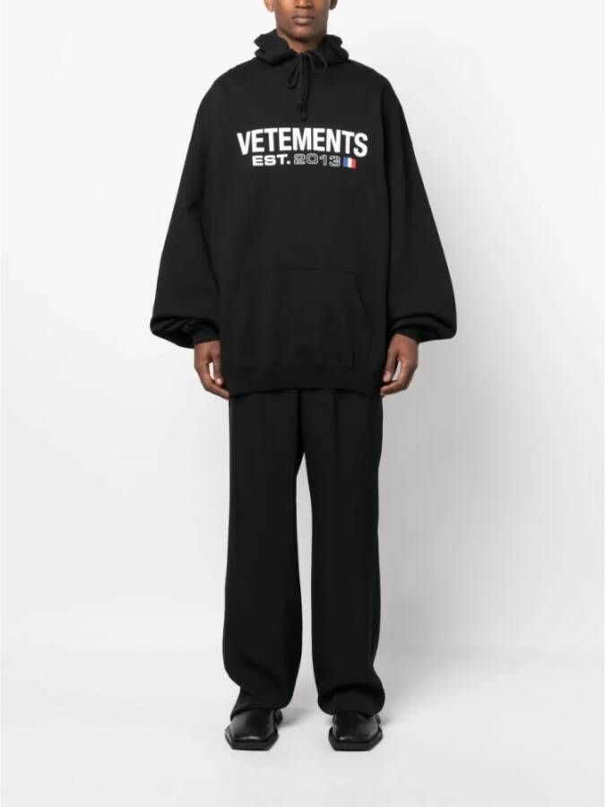 Vetements Zwarte hoodie voor heren met bedrukt voorpaneel Zwart Heren