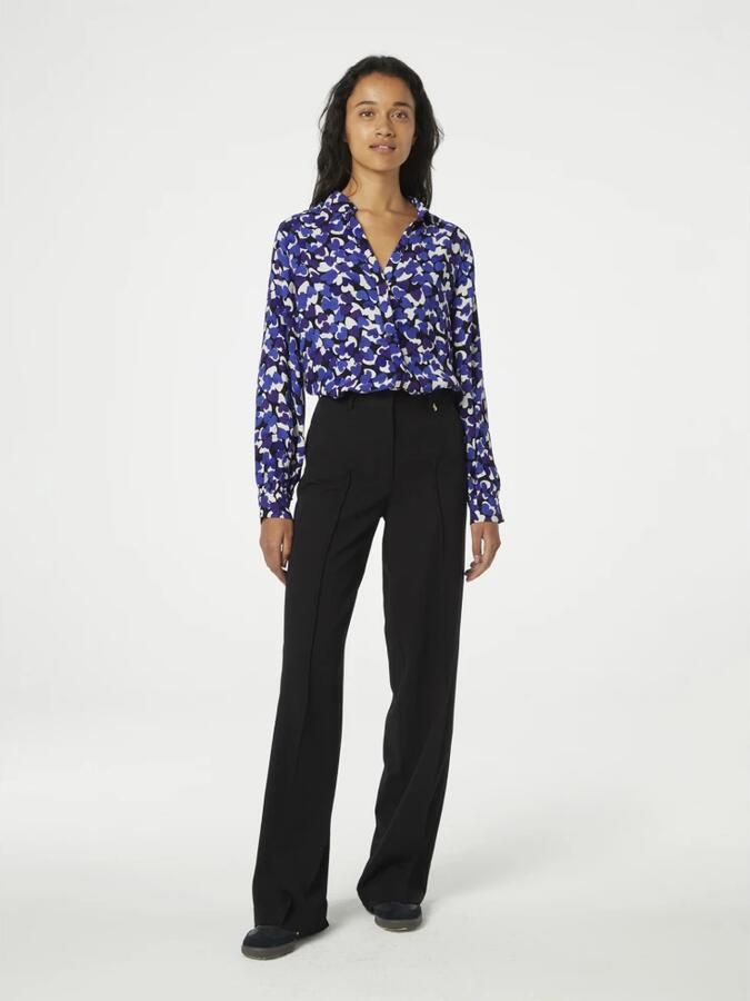 Fabienne Chapot Liv Blouse met Klassieke Kraag en Lage V-hals Paars Dames - Foto 2