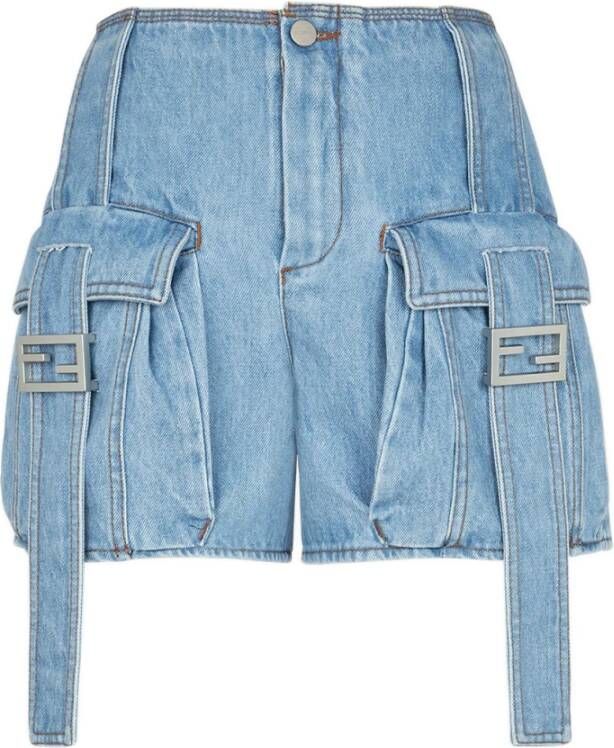 Fendi Blauwe denim shorts met oversized zakken en FF Baguette gespen Blauw Dames