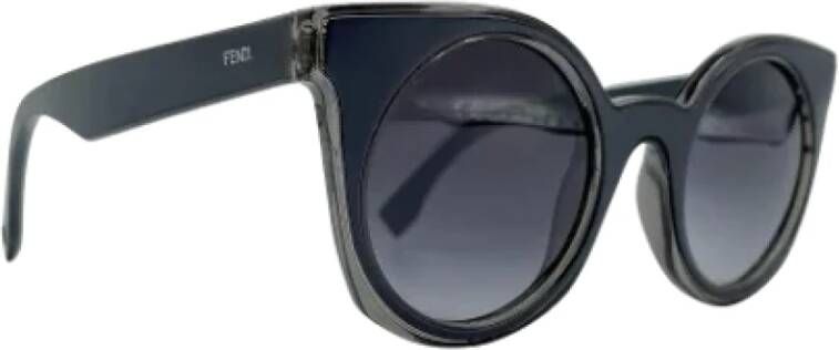 Fendi Vintage Pre-owned Plastic sunglasses Zwart Unisex
