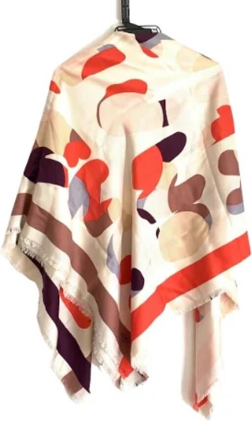 Fendi Vintage Pre-owned Silk scarves Beige Dames