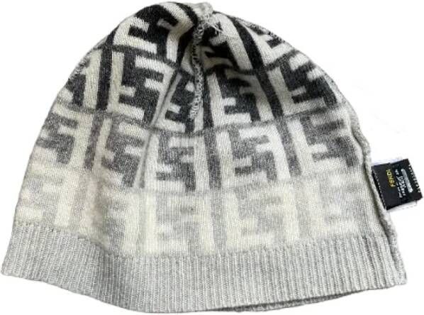 Fendi Vintage Pre-owned Wool hats Grijs Unisex