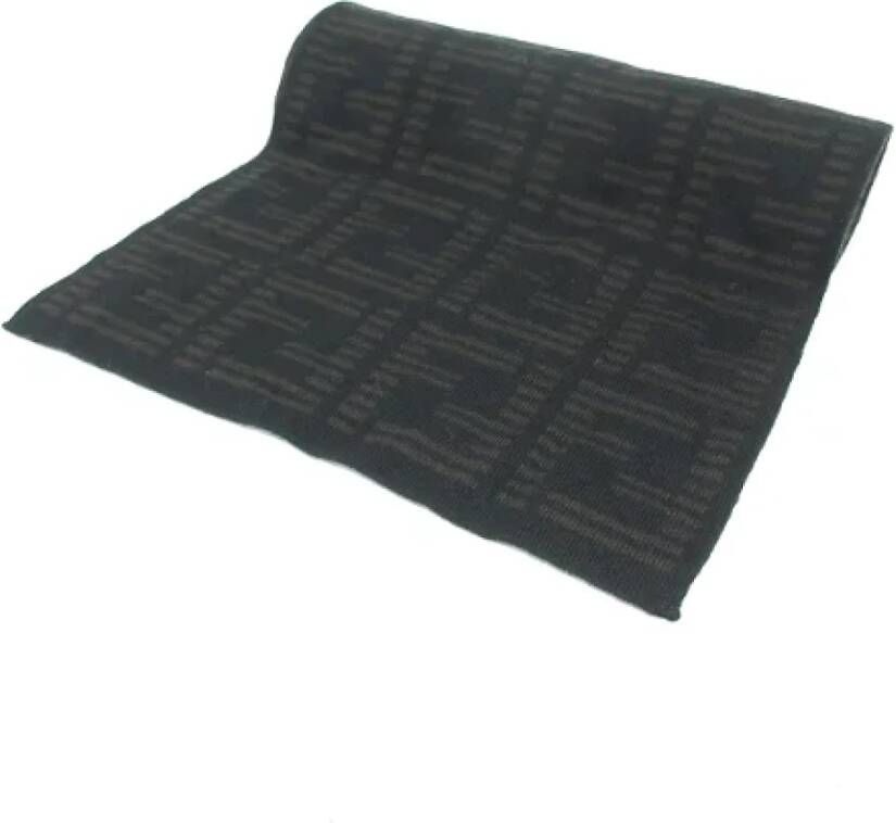 Fendi Vintage Pre-owned Wool scarves Bruin Dames