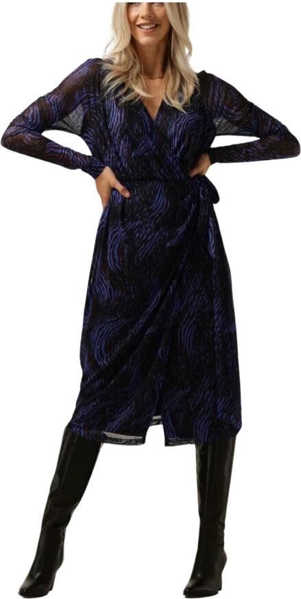 Freebird semi-transparante mesh wikkeljurk Kalika met all over print blauw - Foto 4