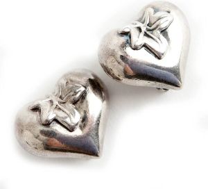 Givenchy Pre-owned Heart clip on earrings Bruin Dames