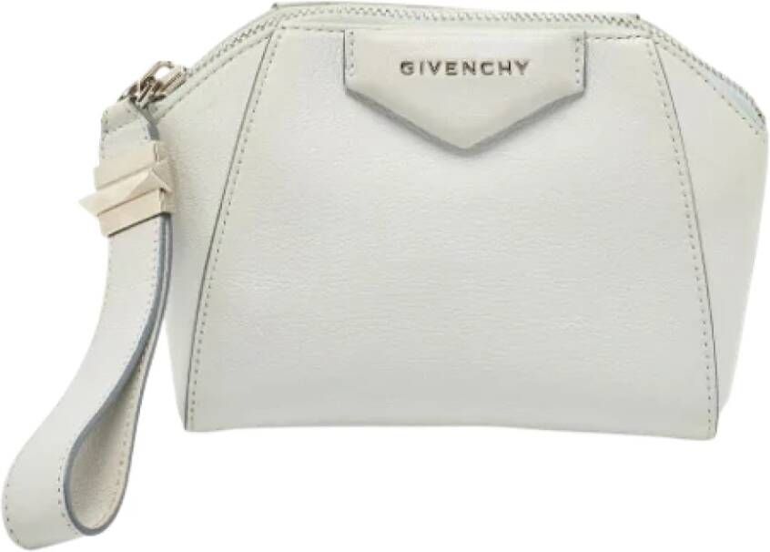 Givenchy Pre-owned Leather clutches Wit Dames