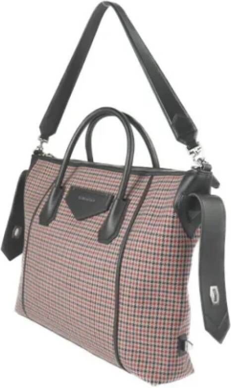 Givenchy Pre-owned Wool handbags Zwart Dames