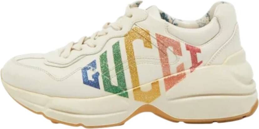 Gucci Vintage Pre-owned Leather sneakers Wit Dames