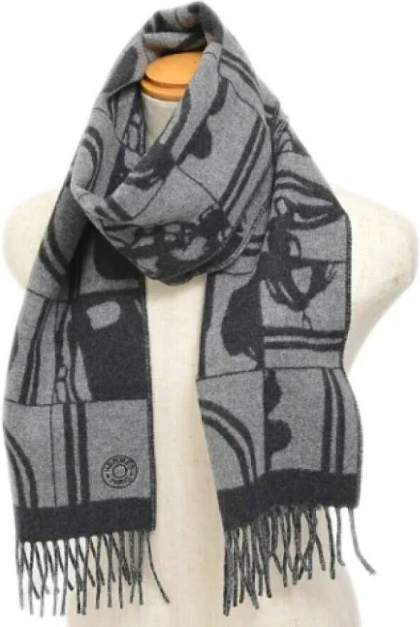 Hermès Vintage Pre-owned Cashmere scarves Grijs Dames