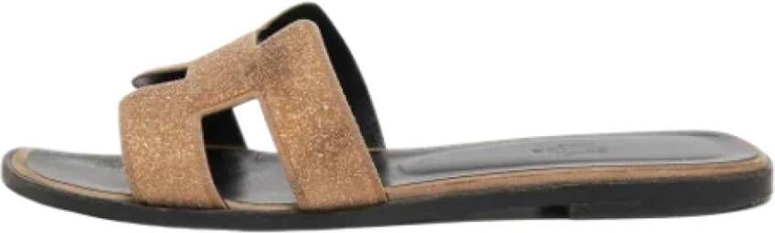 Hermès Vintage Pre-owned Fabric flats Beige Dames