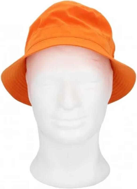 Hermès Vintage Pre-owned Leather hats Oranje Dames