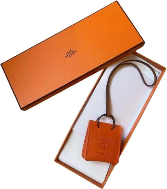 Hermès Vintage Pre-owned Leather key-holders Oranje Dames