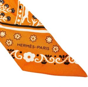 Hermès Vintage Pre-owned Silk scarves Oranje Dames