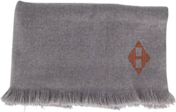 Hermès Vintage Pre-owned Wool scarves Grijs Dames