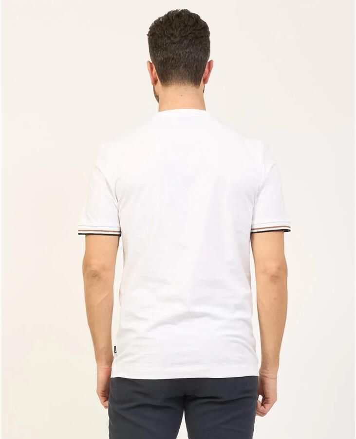 Boss T-shirt met labeltypische contraststrepen model 'Thompson'
