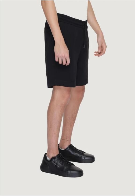 Hugo Boss Stijlvolle zwarte shorts met vetersluiting en zakken Black Heren - Foto 3