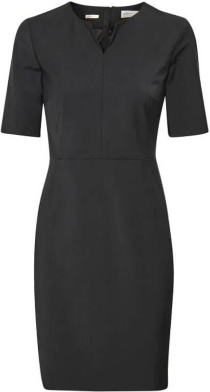 InWear Elegante Zwarte Jurk met Korte Mouwen en V-Hals Zwart Dames