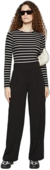 Jacqueline de Yong Zwarte Cargo Broek Lente Zomer Collectie Black Dames - Foto 2