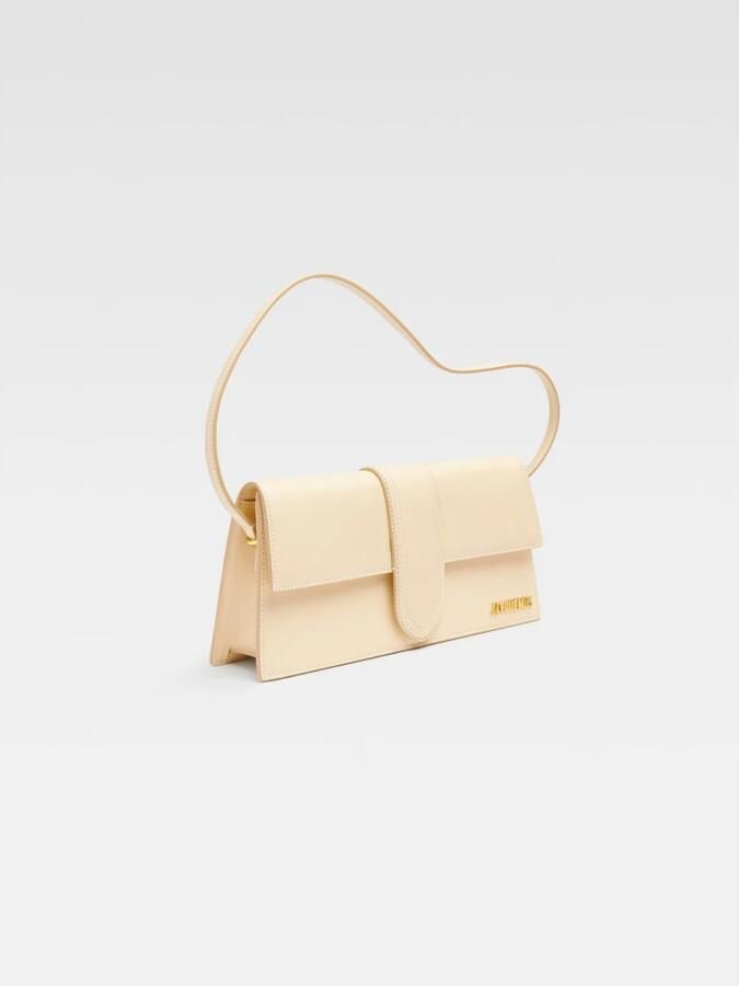 Jacquemus Hobo bags Le Bambino Long Shoulder Bag Leather in crème - Foto 4