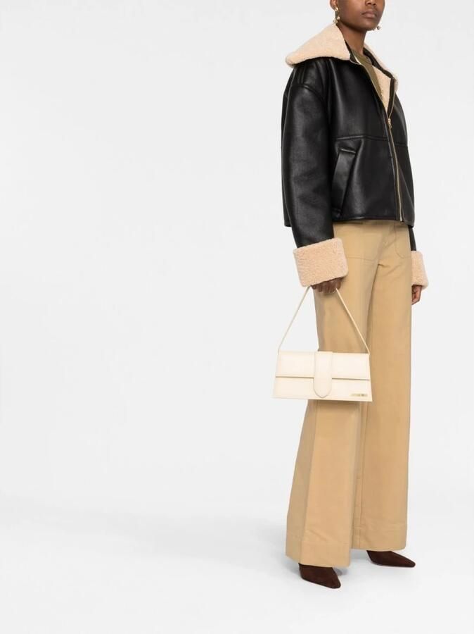 Jacquemus Hobo bags Le Bambino Long Shoulder Bag Leather in crème - Foto 6