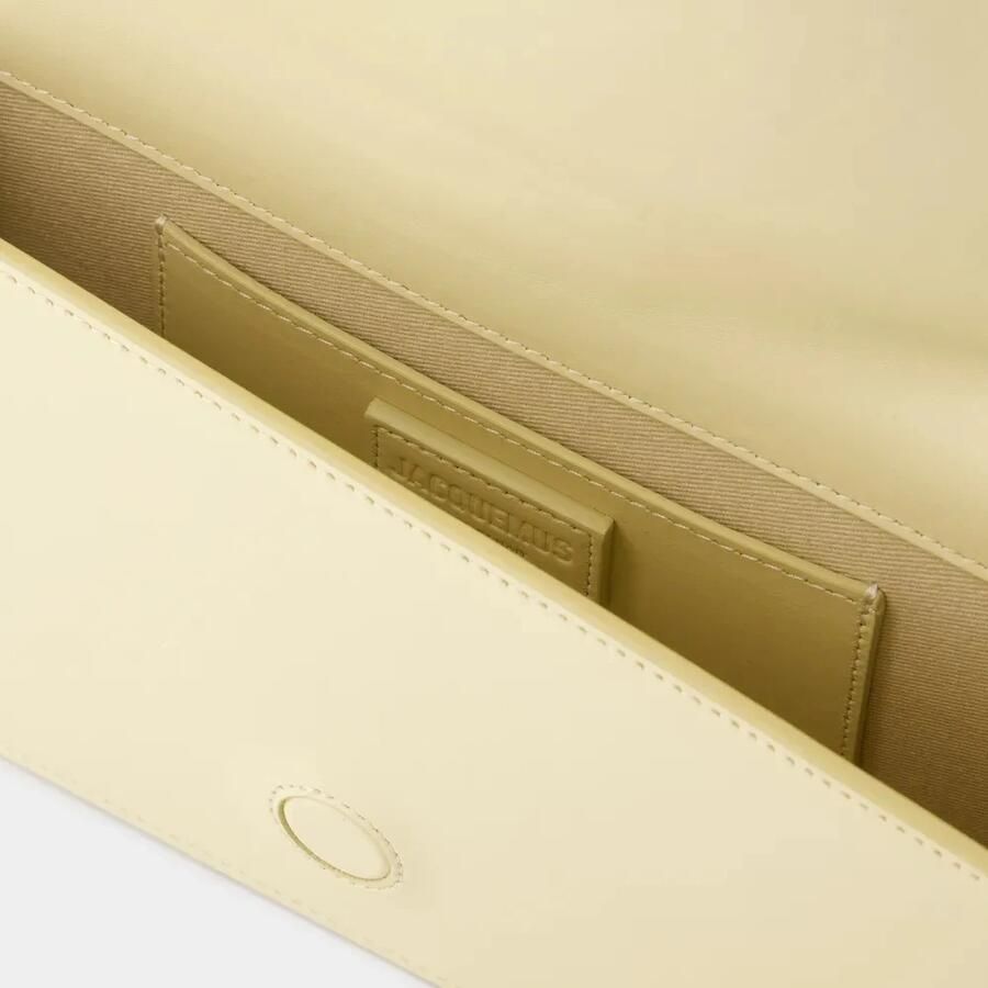 Jacquemus Hobo bags Le Bambino Long Shoulder Bag Leather in crème - Foto 3