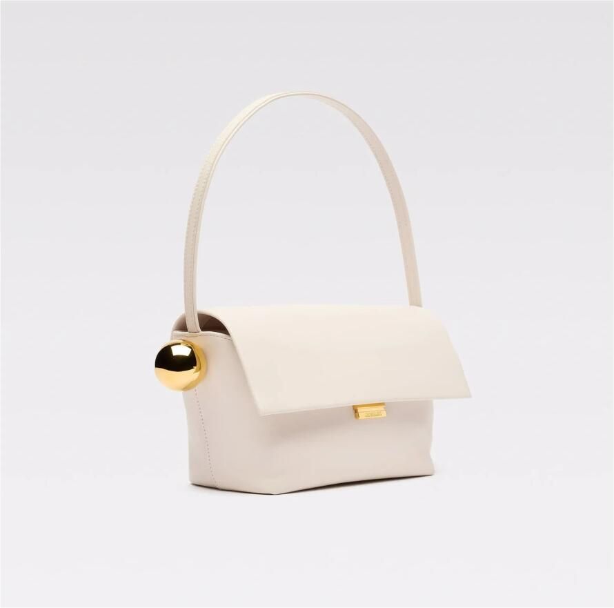 Jacquemus Stijlvolle leren schoudertas met metalen details Beige Dames - Foto 4