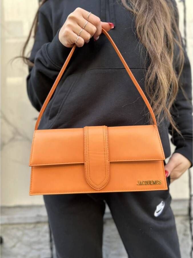 Jacquemus Pre-owned Handbags Bruin Dames