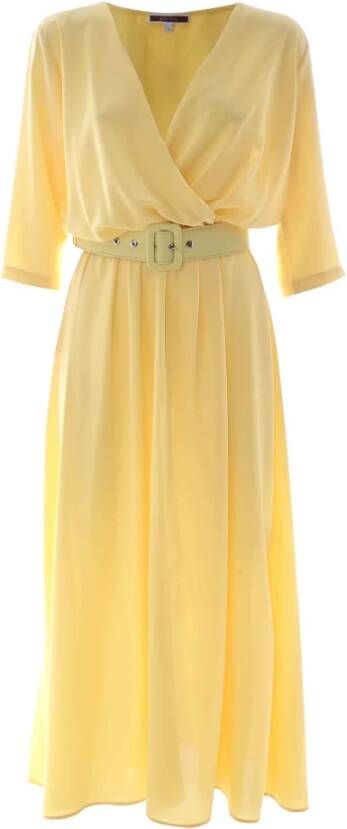 Kocca Lange jurk met riem Yellow Dames